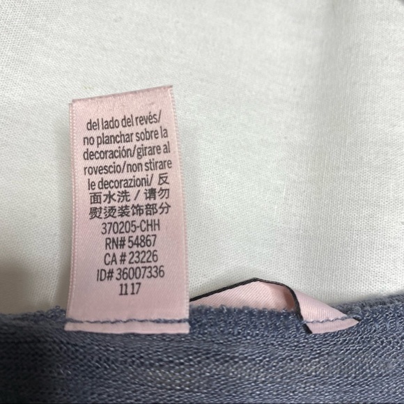 Victoria Secret Long Sleeve Crew Neck Shirt small - Picture 7 of 10